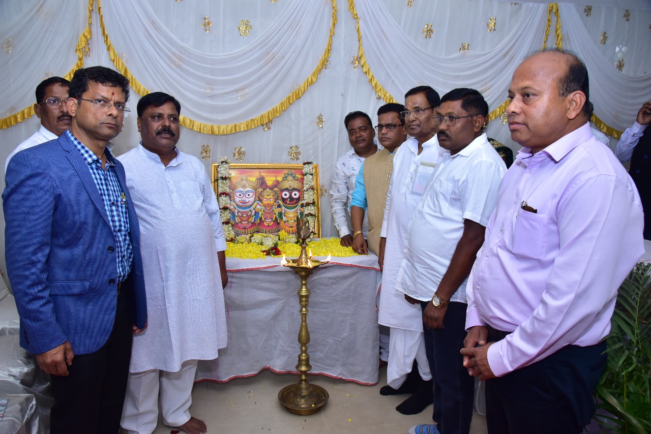 7a287e01-230e-4309-8086-51b5e8f35c35