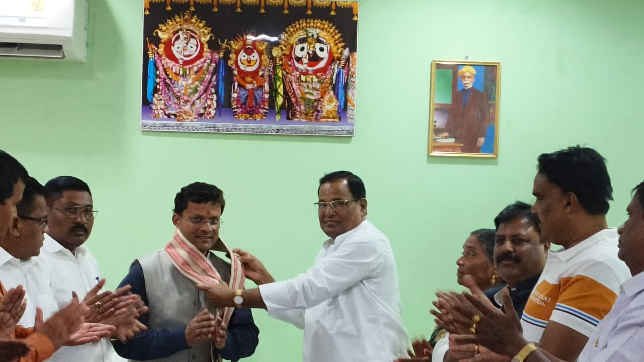 9bc8e2b7-4f92-40fa-bcc5-1cf24968ec76