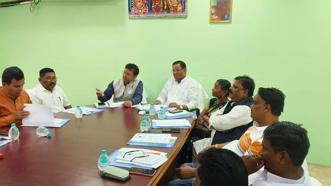 b351d346-b214-4a97-b6d9-51103ac113aa